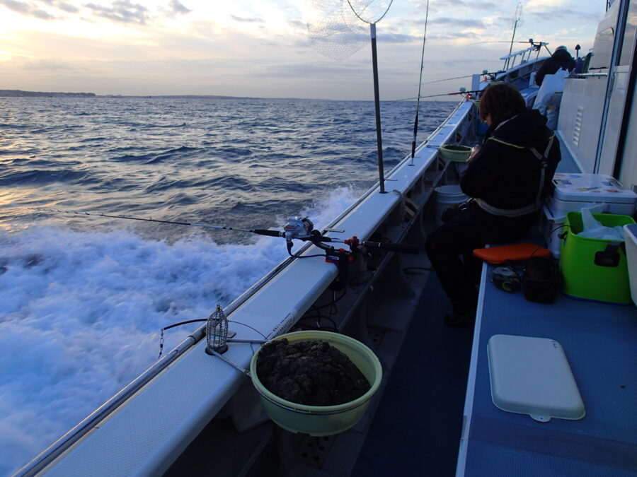 やろうよ釣り 東京湾ではじめてのltアジ釣り 船釣り編 フィッシング相模屋