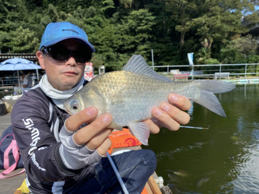 やろうよ釣り!』 〜はじめての管理釣り場でヘラブナ釣り〜 | フィッシング相模屋