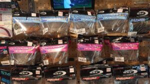 U-BASE相模屋掘り出し物情報！OSP『サイコロラバー』、デプス『カバースキャット3.5インチ』