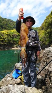 中山様～西伊豆・田子/アオリイカ3.01kg、2.33kg、1.97kg、1.7kg4杯～