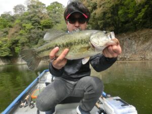 馬場様～津久井湖/ブラックバス44cm1匹～