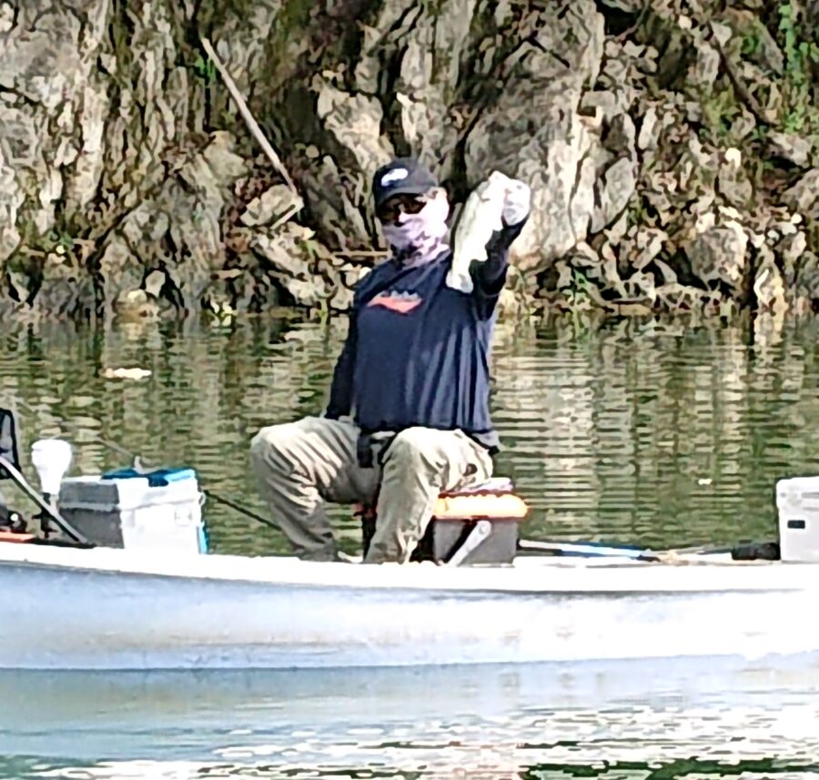 スタッフ吉田君釣行記～津久井湖/ブラックバス…40cmくらい/2本で2180g～