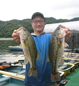 スタッフ吉田君釣行記～津久井湖/ブラックバス…25～45cmくらい/10匹～
