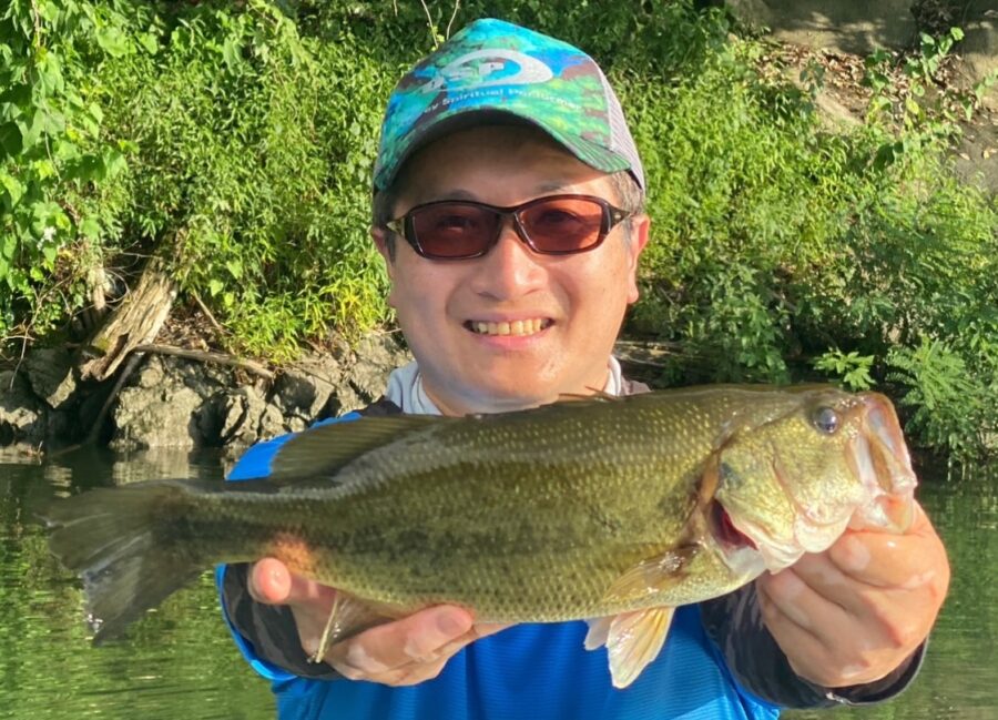 スタッフ吉田君釣行記～津久井湖/ブラックバス25-48cm7本～