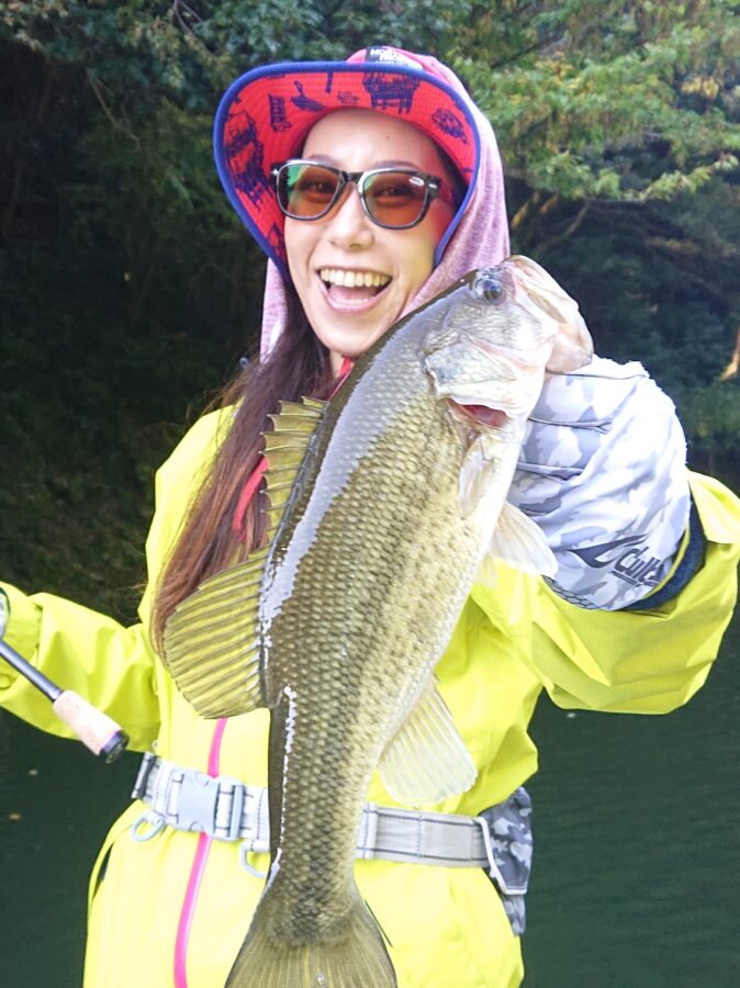 スタッフ吉田君釣行記～津久井湖/ブラックバス26～49cm7匹・ワカサギ約30匹～