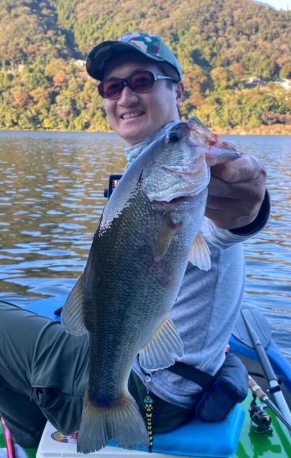 スタッフ吉田君釣行記～津久井湖/ブラックバス26～49cm7匹・ワカサギ約30匹～