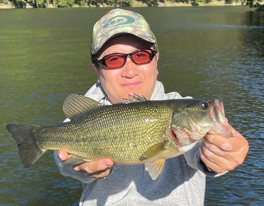 スタッフ吉田君釣行記~津久井湖/ブラックバス35cm~45cm6匹(40up4匹)~