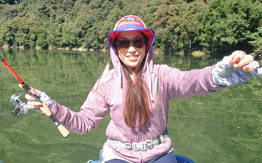 スタッフ吉田君釣行記～津久井湖/ブラックバス26～49cm7匹・ワカサギ約30匹～