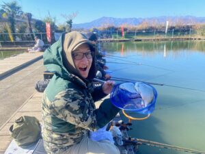 スタッフ千鮎釣行記～厚木へら鮒センター(小池南側)ヘラブナ15匹～