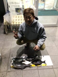 高橋様～真鶴地磯/口太メジナ・尾長メジナ35〜42cm/10枚～