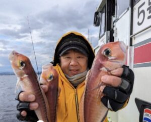 小室様～平塚漁港/アマダイ5匹最大33cm～