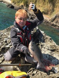 スタッフ小澤釣行記～熱海コワク島/口太メジナ37.5cm1匹～