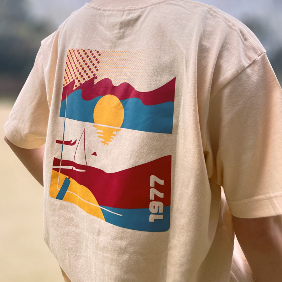 サンライン『ＳＵＷ-１５４０８Ｔ　女子美釣り部コラボTシャツ『あの日の思い出』』