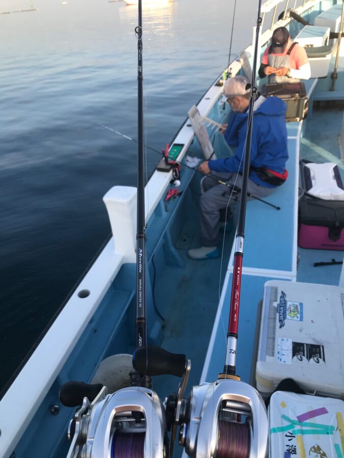 スタッフ小澤釣行記～佐島沖/マルイカ・ムギイカ(少々)・アオリイカ3㎏(1杯)合計82杯～