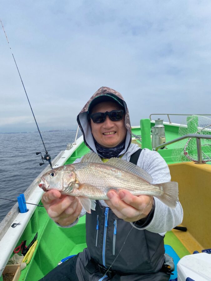 スタッフ千鮎釣行記~金沢八景/アジ20匹くらい~