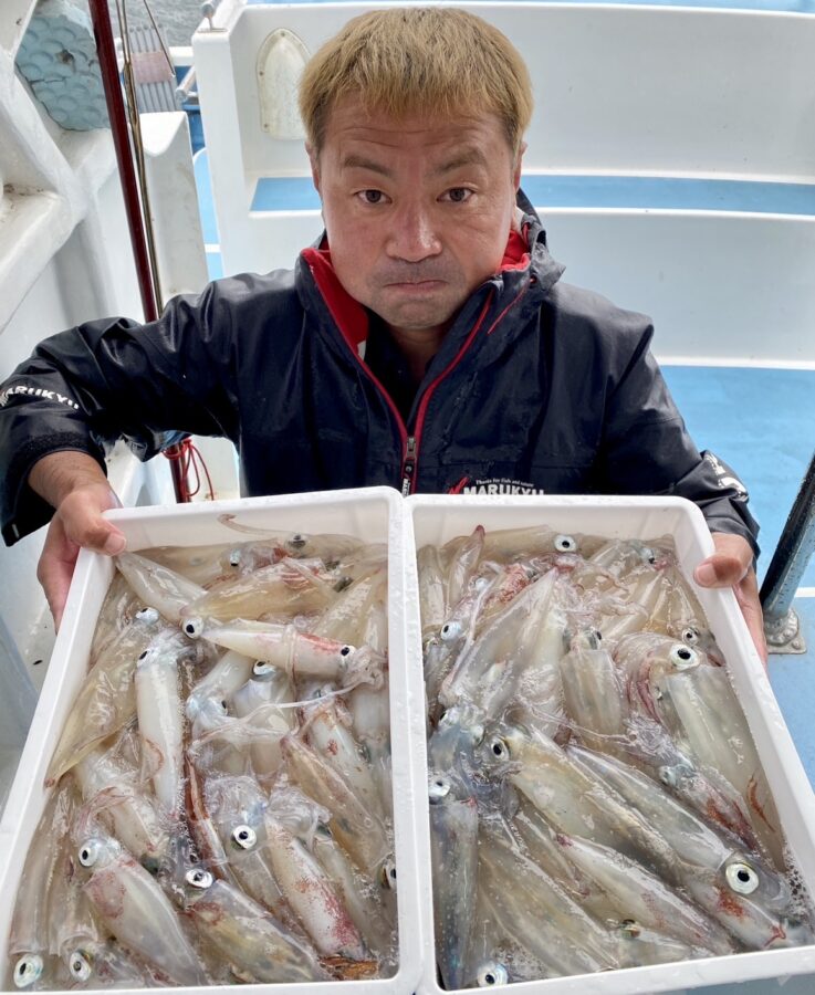 スタッフ小澤釣行記～城ヶ島沖/マルイカ・ムギイカ(1杯)62杯～