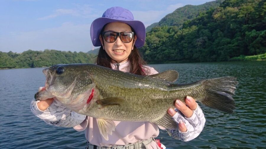 オフショアの滑りにくさを追求！シマノ『ボートゲーム ドライデッキシューズ[FS-030X]』