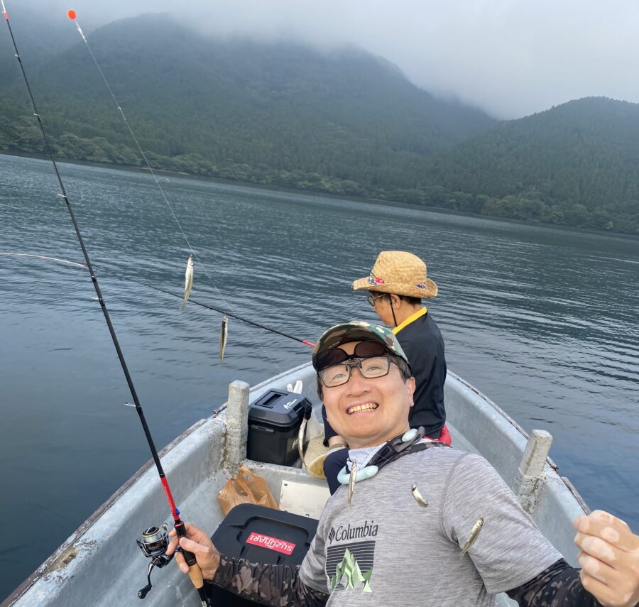 今月の爆釣モーニングは、芦ノ湖ボートワカサギ釣り！