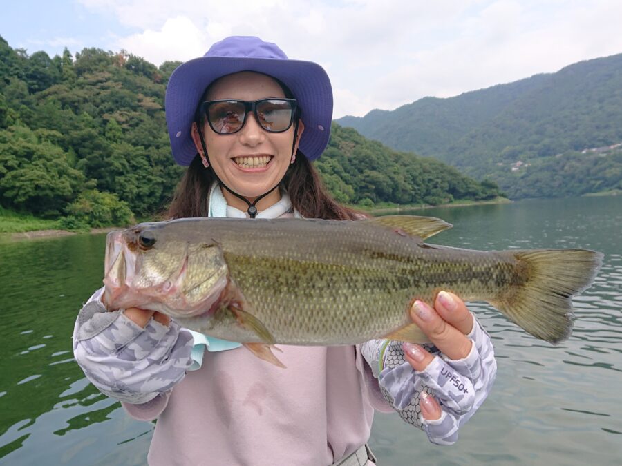 スタッフ吉田釣行記～津久井湖/吉田・ブラックバス22～33cm10匹以上～