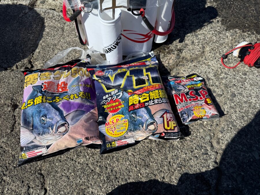 スタッフ小澤釣行記～初島 第一漁港/口太メジナ40cm1枚・他30cm級2枚～