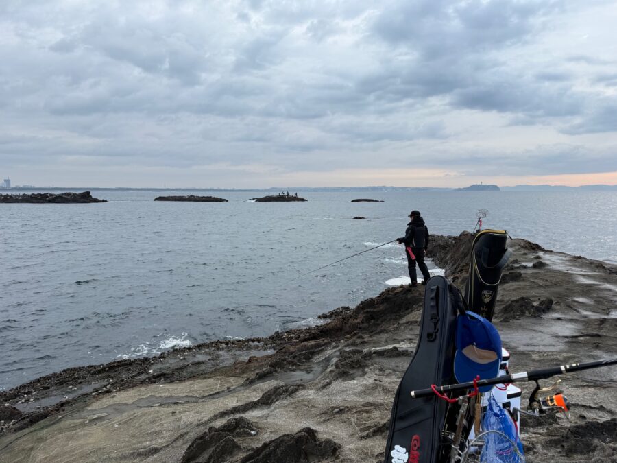 スタッフ小澤淳釣行記～茅ヶ崎エボシ岩鵜島/口太メジナ28cm/1匹～