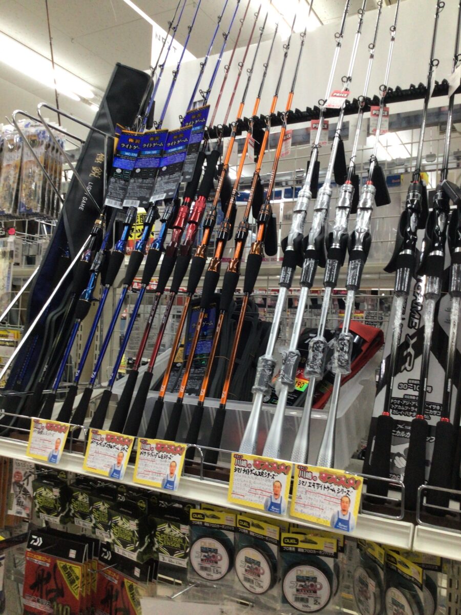 船釣り用ロッドコーナー お気軽に、是非手にとってご覧下さい。