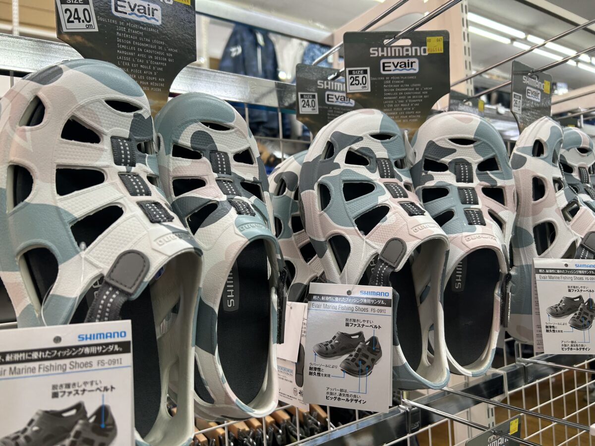 デッキでも滑りにくい！シマノ『FS-0911 フィッシング専用サンダル』