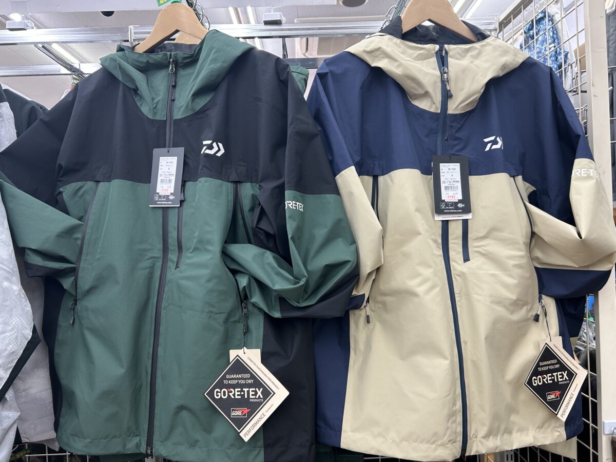 レイン2026年度新入荷！ダイワ『DR-1926 ゴアテックス　バーサタイルレインスーツ』