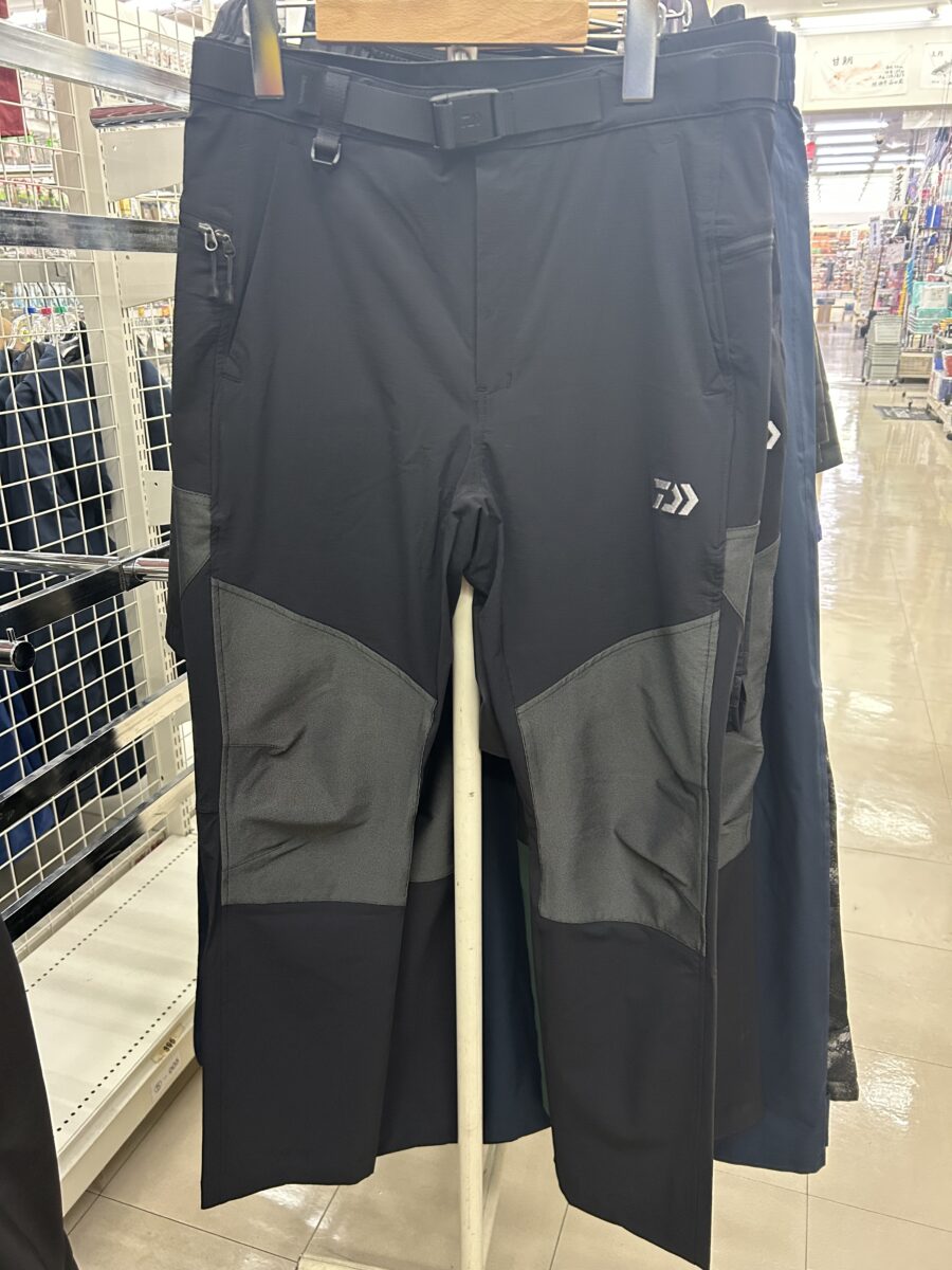 やぶ等から身体を保護！ダイワ『DP-3225 CORDURA ブッシュパンツ』