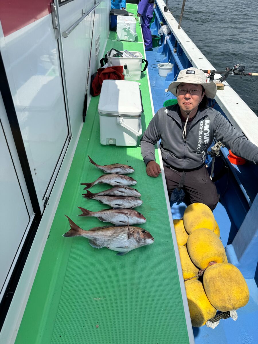 藤本様～松輪港/真鯛…6匹/800g-1k～