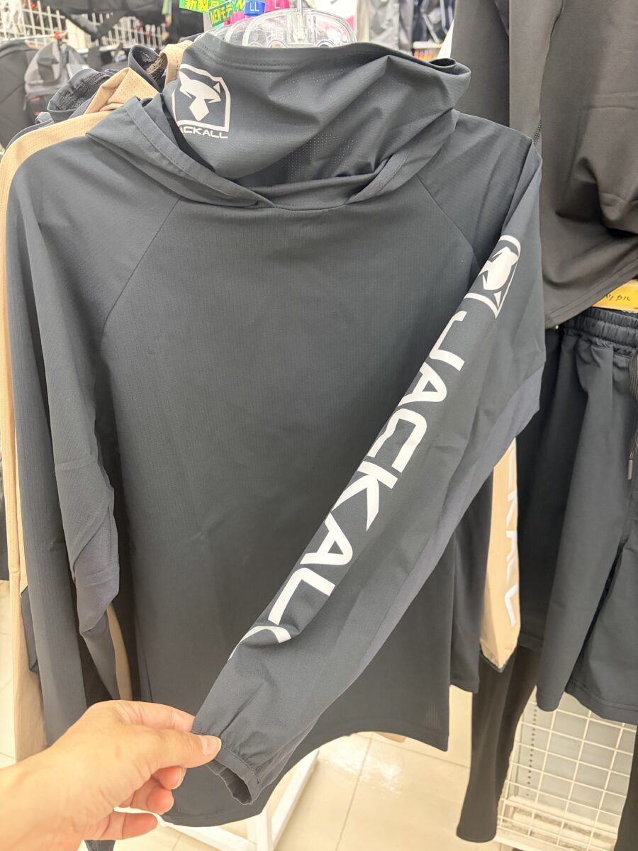 スタッフ齋藤イチ押し！ジャッカル『ドライメッシュフーディー』